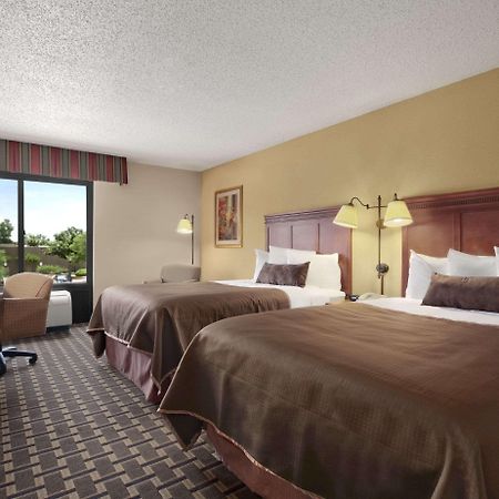 Baymont By Wyndham Lewisville Exteriér fotografie